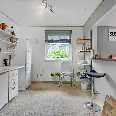Vakantiehuis 4 Bedroom Lovely In Frederikshavn
