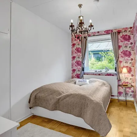 Vakantiehuis 4 Bedroom Lovely In Frederikshavn